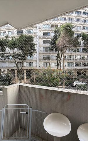 Apartamento à venda com 100m², 2 quartos e 1 vaga Apartamento à venda com 100m², 2 quartos e 1 vagaVaranda