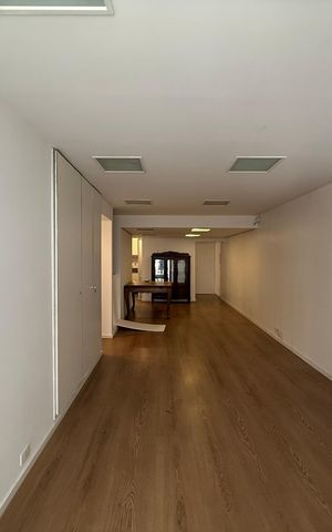 Apartamento à venda com 100m², 2 quartos e 1 vaga Apartamento à venda com 100m², 2 quartos e 1 vagaSala
