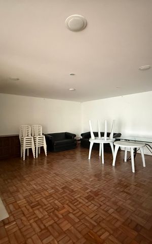 Apartamento à venda com 100m², 2 quartos e 1 vaga Apartamento à venda com 100m², 2 quartos e 1 vagaÁrea comum