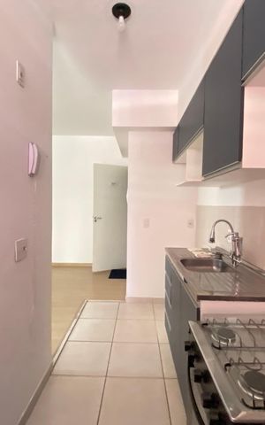Apartamento à venda com 48m², 2 quartos e sem vaga Apartamento à venda com 48m², 2 quartos e sem vagaCozinha e Área de Serviço