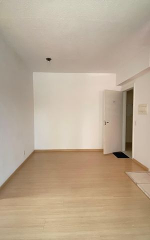 Apartamento à venda com 48m², 2 quartos e sem vaga Apartamento à venda com 48m², 2 quartos e sem vagaSala