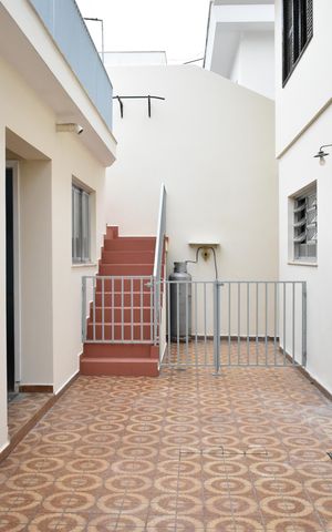 Casa para alugar com 240m², 3 quartos e 4 vagasQuintal