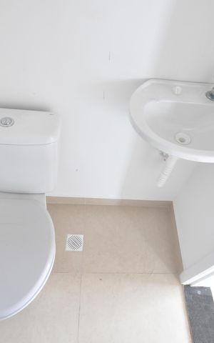 Apartamento à venda com 40m², 2 quartos e sem vagaBanheiro
