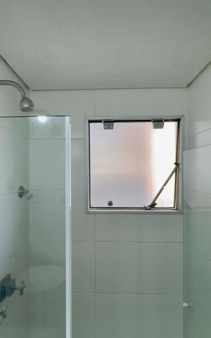 Studio para alugar com 40m², 1 quarto e 1 vaga Studio para alugar com 40m², 1 quarto e 1 vagaBanheiro