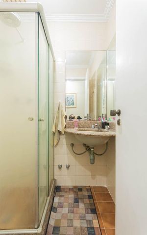 Apartamento à venda com 140m², 3 quartos e 2 vagasBanheiro social