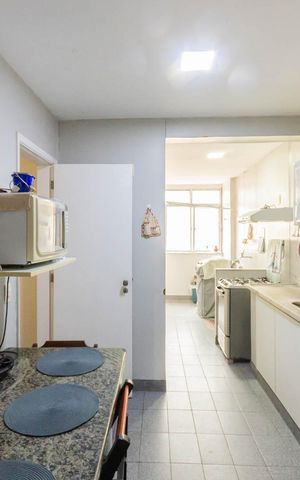 Apartamento à venda com 140m², 3 quartos e 2 vagasCozinha