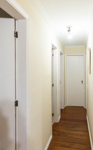 Apartamento à venda com 140m², 3 quartos e 2 vagasCorredor