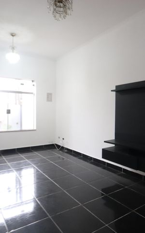 Casa à venda com 100m², 2 quartos e 1 vagaSala