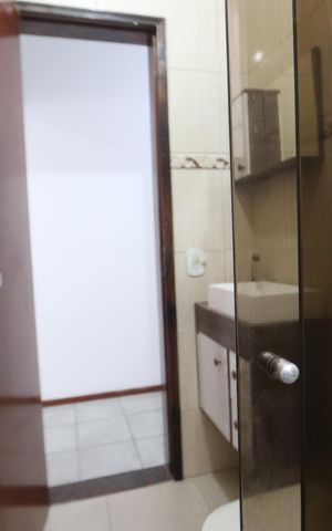 Casa à venda com 100m², 2 quartos e 1 vagaBanheiro