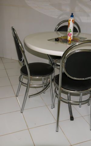 Casa de condomínio à venda com 94m², 3 quartos e 2 vagas Casa de condomínio à venda com 94m², 3 quartos e 2 vagasCozinha