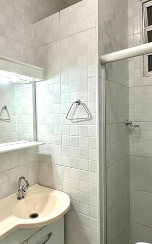 Apartamento para alugar com 36m², 1 quarto e sem vaga Apartamento para alugar com 36m², 1 quarto e sem vagaBanheiro