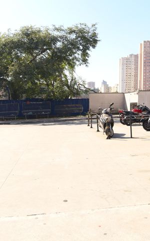 Apartamento à venda com 42m², 2 quartos e 1 vagaÁrea comum 