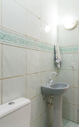 Casa de condomínio à venda com 88m², 2 quartos e 1 vaga Casa de condomínio à venda com 88m², 2 quartos e 1 vagaBanheiro