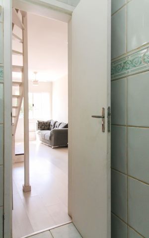 Casa de condomínio à venda com 88m², 2 quartos e 1 vaga Casa de condomínio à venda com 88m², 2 quartos e 1 vagaBanheiro