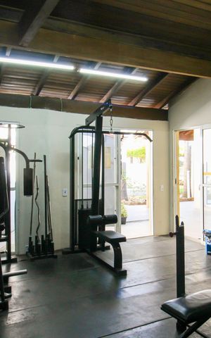 Casa de condomínio à venda com 88m², 2 quartos e 1 vaga Casa de condomínio à venda com 88m², 2 quartos e 1 vagaÁrea comum - Academia