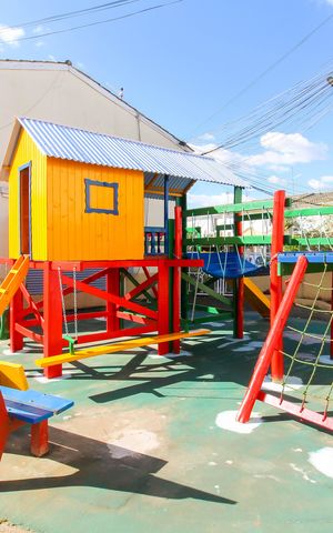 Casa de condomínio à venda com 88m², 2 quartos e 1 vaga Casa de condomínio à venda com 88m², 2 quartos e 1 vagaÁrea comum - Playground