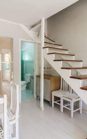 Casa de condomínio à venda com 88m², 2 quartos e 1 vaga Casa de condomínio à venda com 88m², 2 quartos e 1 vagaSala
