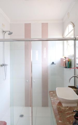 Casa à venda com 660m², 3 quartos e 6 vagasBanheiro da Suíte 3