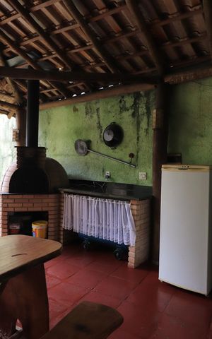Casa à venda com 660m², 3 quartos e 6 vagasChurrasqueira
