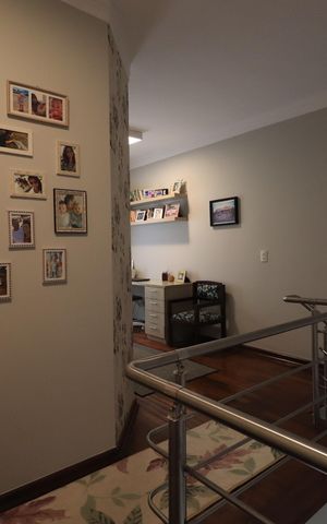 Casa à venda com 660m², 3 quartos e 6 vagasEscritório
