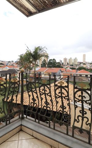 Casa à venda com 660m², 3 quartos e 6 vagasSacada 3
