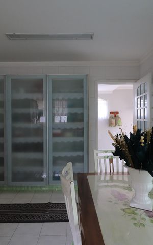 Casa à venda com 660m², 3 quartos e 6 vagasCozinha