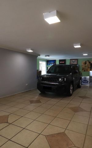 Casa à venda com 660m², 3 quartos e 6 vagasGaragem