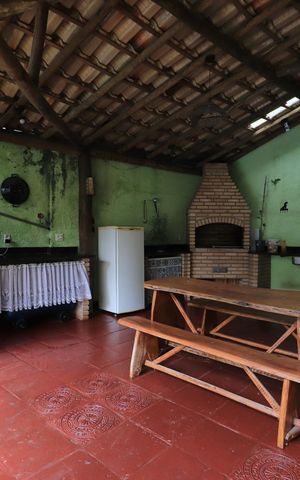 Casa à venda com 660m², 3 quartos e 6 vagasChurrasqueira