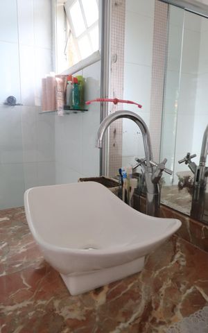 Casa à venda com 660m², 3 quartos e 6 vagasBanheiro da Suíte 3