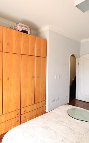Casa à venda com 660m², 3 quartos e 6 vagasSuíte