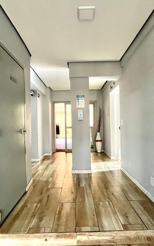 Apartamento à venda com 160m², 3 quartos e 1 vaga Apartamento à venda com 160m², 3 quartos e 1 vagaHall de entrada