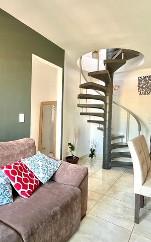 Apartamento à venda com 160m², 3 quartos e 1 vaga Apartamento à venda com 160m², 3 quartos e 1 vagaSala