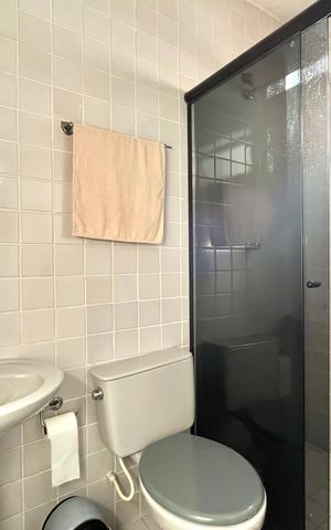 Apartamento à venda com 160m², 3 quartos e 1 vaga Apartamento à venda com 160m², 3 quartos e 1 vagaBanheiro da Suíte
