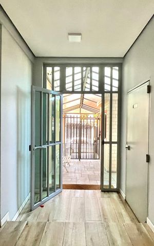 Apartamento à venda com 160m², 3 quartos e 1 vaga Apartamento à venda com 160m², 3 quartos e 1 vagaHall de entrada