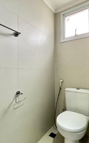 Apartamento para alugar com 101m², 2 quartos e 2 vagas Apartamento para alugar com 101m², 2 quartos e 2 vagasBanheiro da Suíte