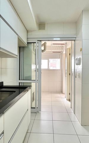 Apartamento para alugar com 101m², 2 quartos e 2 vagas Apartamento para alugar com 101m², 2 quartos e 2 vagasCozinha
