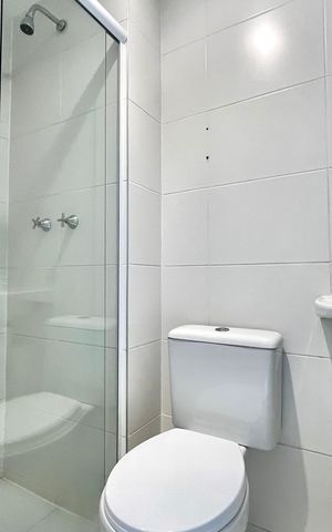 Apartamento para alugar com 101m², 2 quartos e 2 vagas Apartamento para alugar com 101m², 2 quartos e 2 vagasBanheiro de serviço