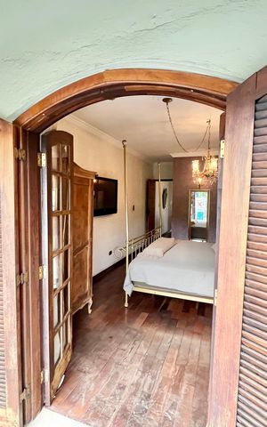 Casa à venda com 350m², 3 quartos e 6 vagas Casa à venda com 350m², 3 quartos e 6 vagasVaranda da Suíte
