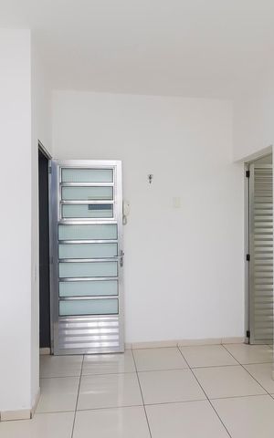 Casa à venda com 46m², 1 quarto e sem vagaSala