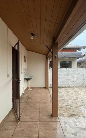 Casa para alugar com 50m², 2 quartos e 1 vaga Casa para alugar com 50m², 2 quartos e 1 vagaÁrea externa