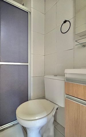Apartamento para alugar com 64m², 2 quartos e 1 vaga Apartamento para alugar com 64m², 2 quartos e 1 vagaBanheiro