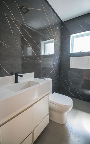 Casa à venda com 125m², 3 quartos e 1 vagaBanheiro