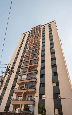 Apartamento à venda com 80m², 3 quartos e 2 vagas Apartamento à venda com 80m², 3 quartos e 2 vagasFachada