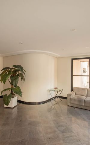 Apartamento à venda com 80m², 3 quartos e 2 vagas Apartamento à venda com 80m², 3 quartos e 2 vagasHall social
