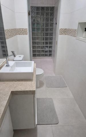 Casa à venda com 120m², 3 quartos e 3 vagas Casa à venda com 120m², 3 quartos e 3 vagasBanheiro