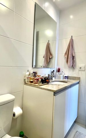 Apartamento à venda com 65m², 2 quartos e 1 vaga Apartamento à venda com 65m², 2 quartos e 1 vagaBanheiro da Suíte