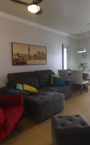 Apartamento à venda com 80m², 2 quartos e 1 vagaSala