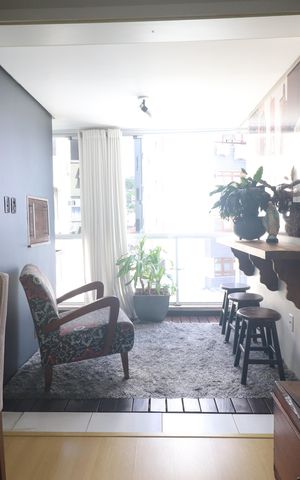 Apartamento à venda com 80m², 2 quartos e 1 vagaSala