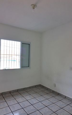 Casa para alugar com 100m², 2 quartos e 1 vagaQuarto 1