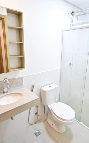 Apartamento para alugar com 61m², 2 quartos e 1 vaga Apartamento para alugar com 61m², 2 quartos e 1 vagaBanheiro da Suíte 1
